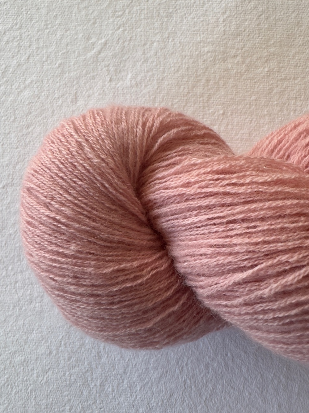 100% Cashmere Yarn, Premium Sport Weight Luxury , Peachy Pink, Recycled